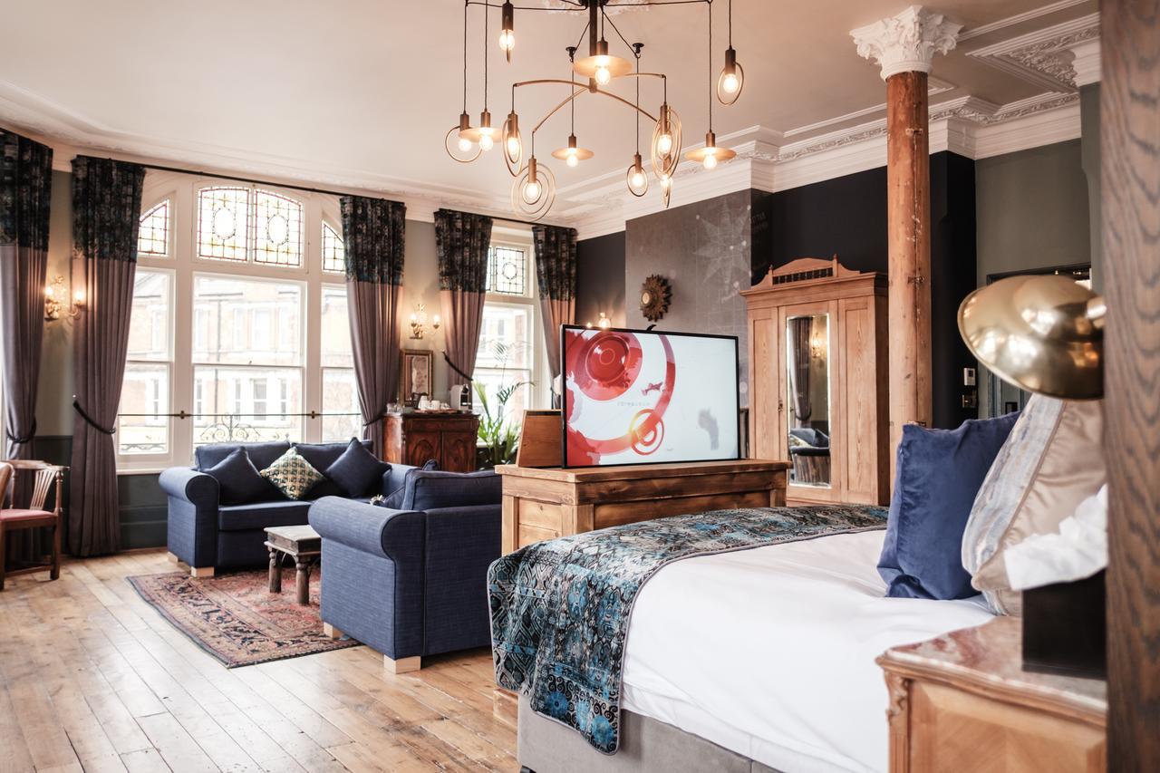 Half Moon London